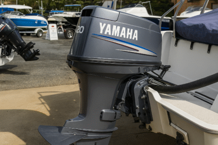 1989 Yamaha 90 HP 3 Cylinder Carbureted 2 Stroke 20" (Long Shaft) Outboard Motor
